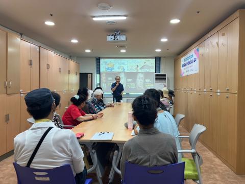선배시민 '리사이클 시니어 봉사단' 필수교육 진행 참조 이미지