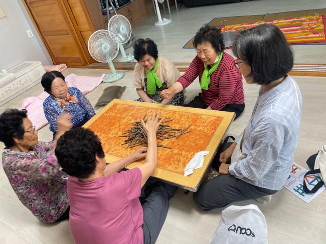 경로당활성화사업 지역연계 방학 특강 실시 참조 이미지